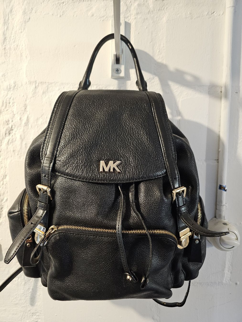 Michael Kors Zaini: Schwarzer Rucksack – Usato da Hendschiken venduto da Nic_Sta