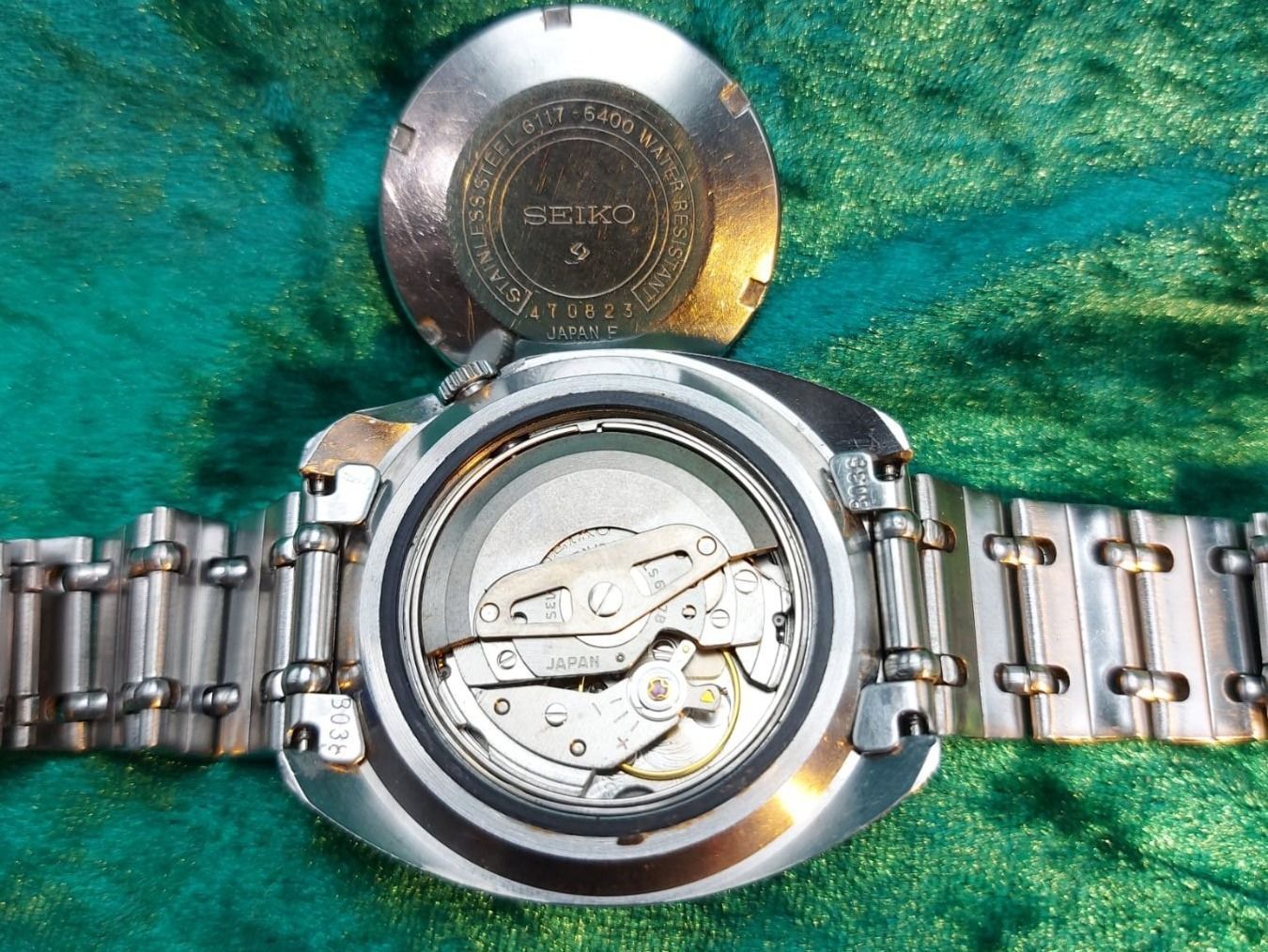 Seiko Uhren: rare SEIKO WORLDTIMER Automatic 6117-6400 Black Dial 70-gern – Gebraucht aus Bassersdorf von antik_leo 4