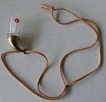 Schnapshorn mit Lederband, Fasnacht, neuwertig
