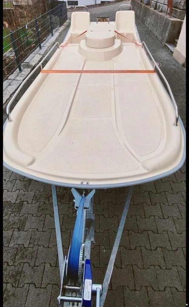 Barche: Bade- und Freizeitboot inkl. Motor, Trailer und Ausrüstung – Usato da Buttwil venduto da marsmen 3