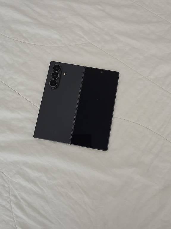 Samsung Telefoni cellulari / Smartphones: Samsung Z Fold 7 512 gb – Usato da Hausen AG venduto da Napoli10 2
