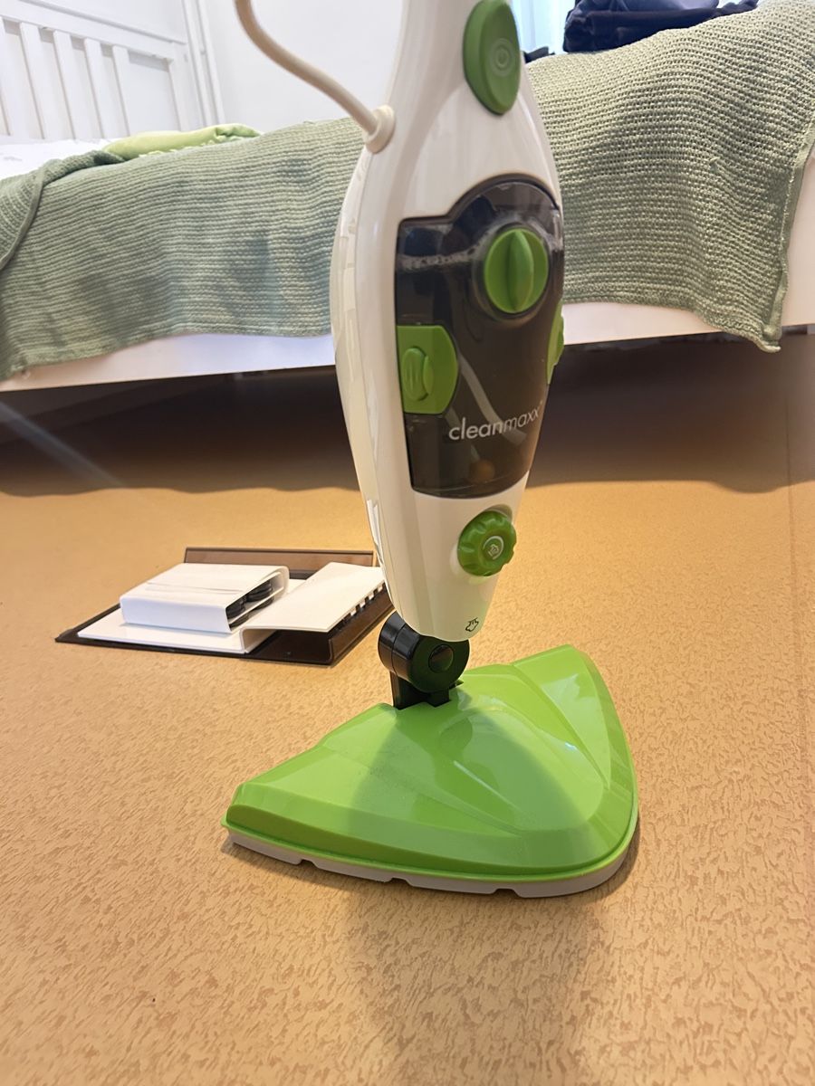 Cleanmaxx Dampfreiniger: CleanMaxx Dampfbesen – Gebraucht aus Zürich von hel_m6sl