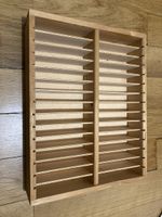 Holzregal für MC-Kassetten