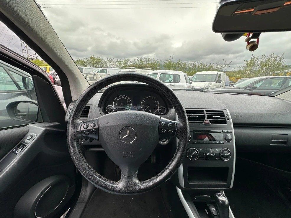 Mercedes-Benz Autos: MERCEDES-BENZ A 170 Avantgarde – Gebraucht aus Oftringen von alourag 5