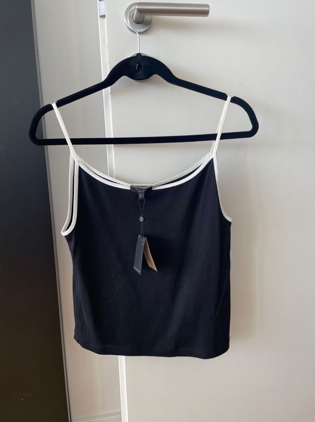 Massimo Dutti Tops: black Massimo Dutti top – Neuf avec emballage d'origine à Uster par hanna99