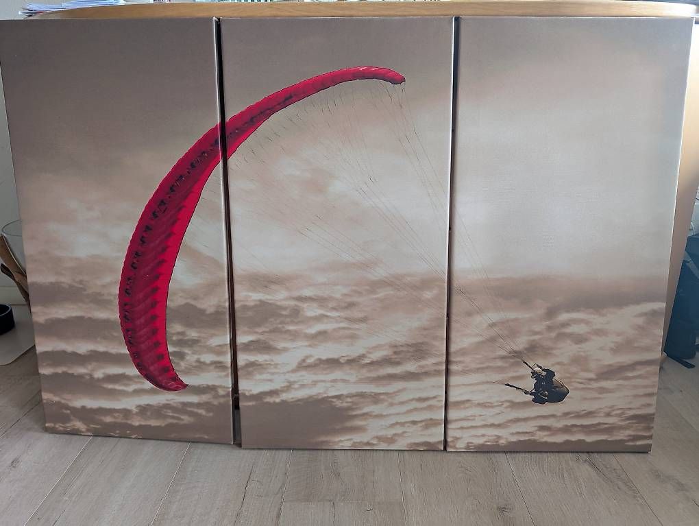 Foto & Immagini: 3 teiliges Wandbild, Gleitschirm Kurvenflug – Usato da Münsingen venduto da swizzbee