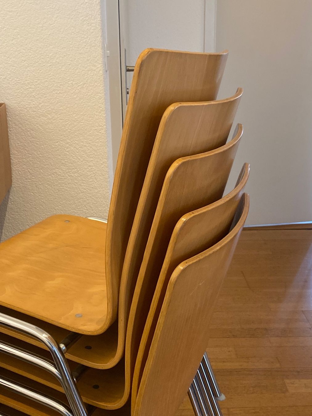 Sedie: Holz Stühle – Usato da Bern venduto da isa_ys7c 2