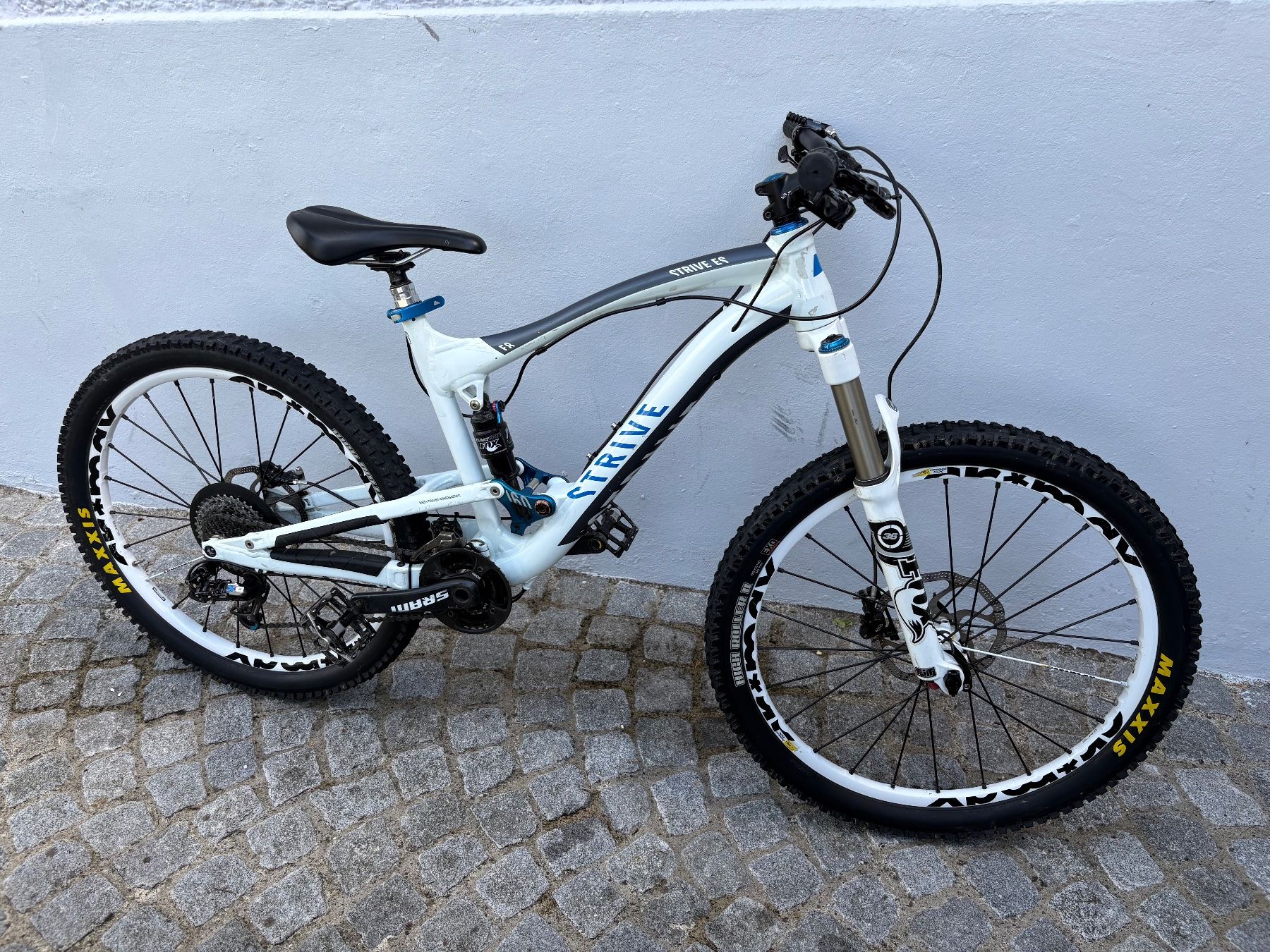 Canyon Velos: MTB Fully Canyon Strive ES Grösse M – Gebraucht aus Winterthur von Brasco01 1