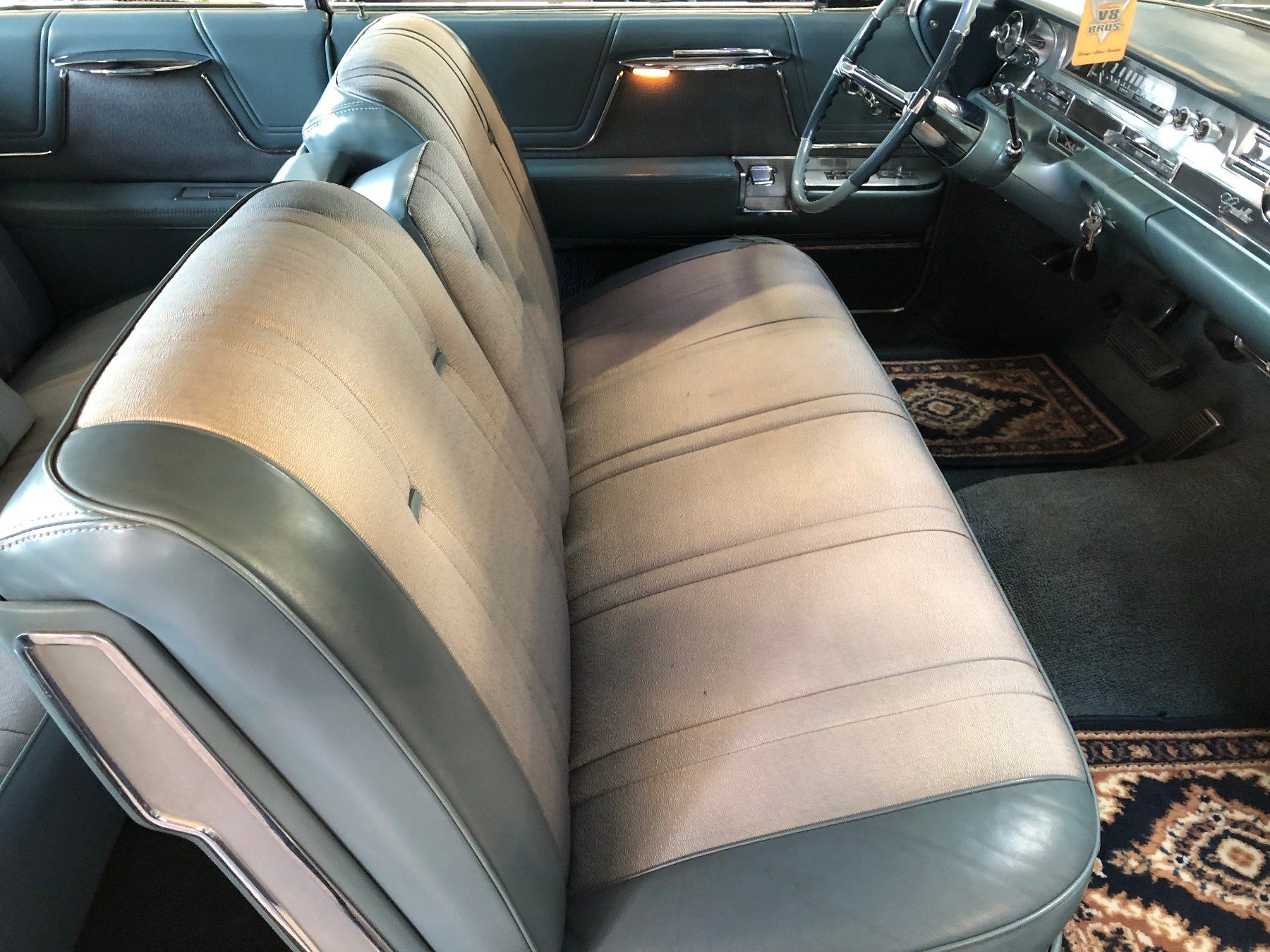 Cadillac Automobili: CADILLAC DEVILLE COUPE 6.4-V8 – Usato da Gampelen venduto da Steuer0 8