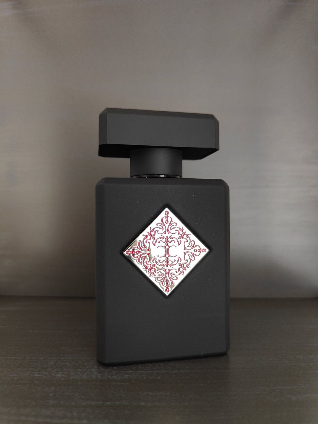 Profumi & Eau de Toilette: Initio Absolute Aphrodisiac 5ml – Nuovo e nell'imballaggio originale da Root venduto da AtschyFragrance