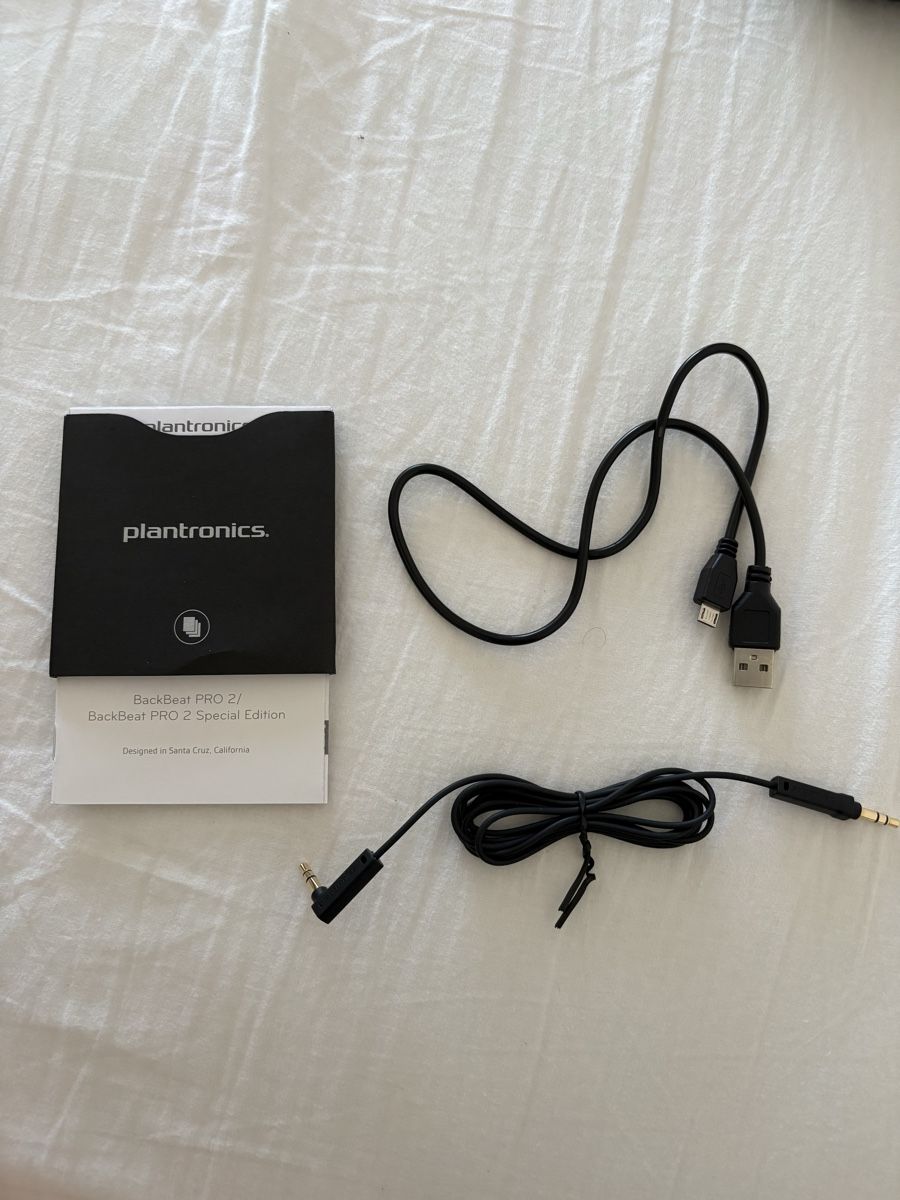 Plantronics Casques audio: Headset Plantronics BackBeat PRO 2 Wireless – Neuf (Voir description) à Thun par beatriz.ue 1