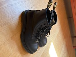 Dr. Martens Boots Black Size 5 UK - 38 EU LIKE NEW