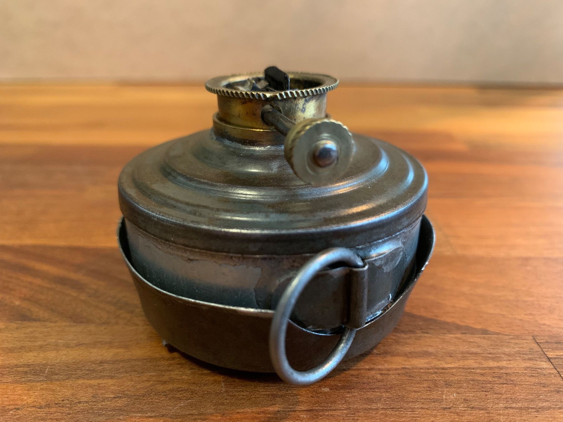 Lampade: schöne kleine Petrollampe – Usato da Winterthur venduto da sommer_2019 2