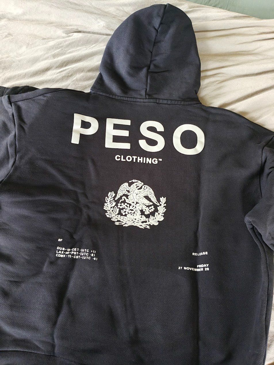 Pesoclo Maglioni & Felpe: Peso Hoodies - XL – Usato da Rupperswil venduto da schweizerkaese 4