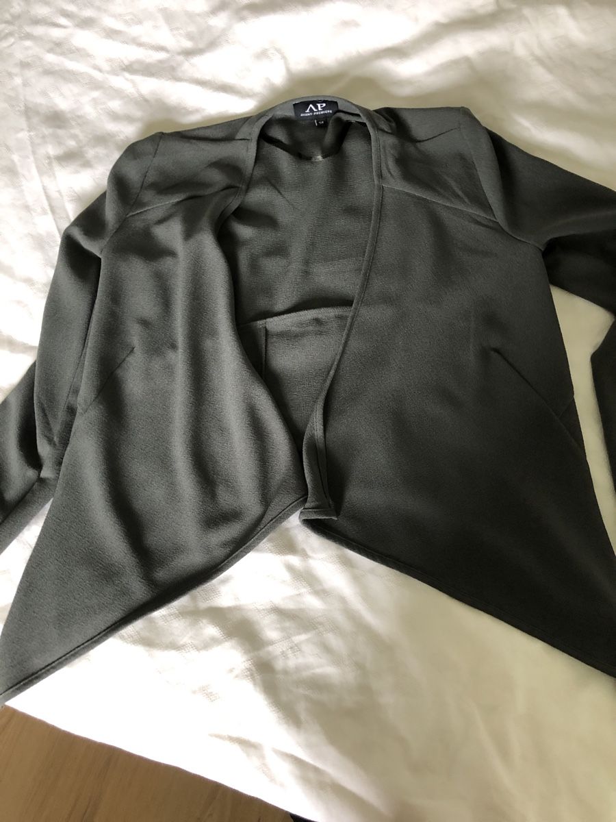 Boléros: Bolero/Feine Jacke Gr. 36 – D'occasion à Schaffhausen par Fixier 5