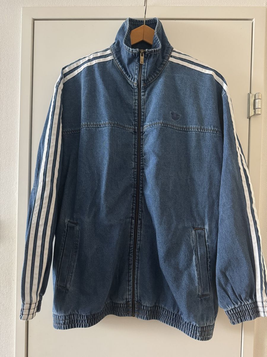 Adidas Giacche: Adidas Adilight Jacke Neu – Nuovo e nell'imballaggio originale da Obfelden venduto da cesarina10