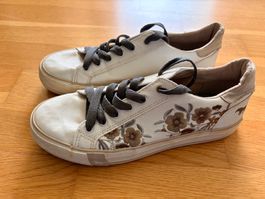 Mustang Sneaker weiss Gr 37