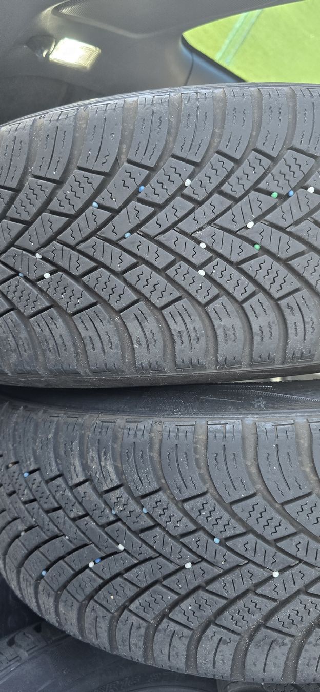 Pneus & Kompletträder: Volvo V40/S40 Winterräder – Gebraucht aus Kulmerau von Turbo140 1