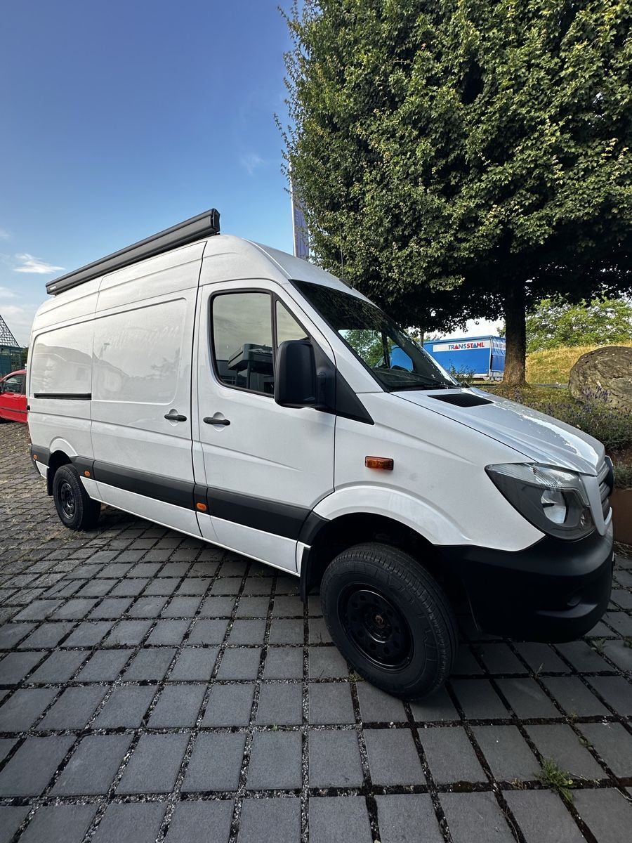 Mercedes-Benz Veicoli da campeggio: Mercedes Sprinter 319 CDI 4x4 W906 Camper – Usato da Sutz venduto da charis1411 1