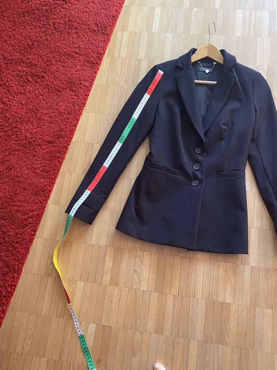 Twinset Giacche: Twinset Damen Jacke – Usato da Laupen BE venduto da ole_l8gg 5