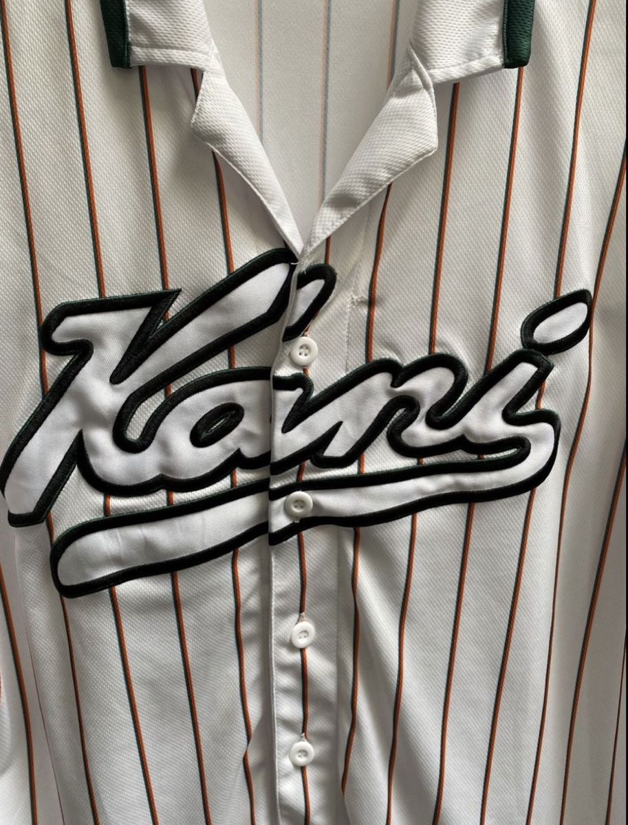 T-shirt: Karl Kani Baseball Shirt M – Usato da Zürich venduto da glo_qjx8 1