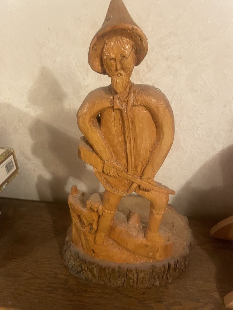 Skulpturen & Statuen: Statuette Chasseur Sculptée dans une Bûche de Bois – Gebraucht aus Vallamand von Bricbracbroc82 4