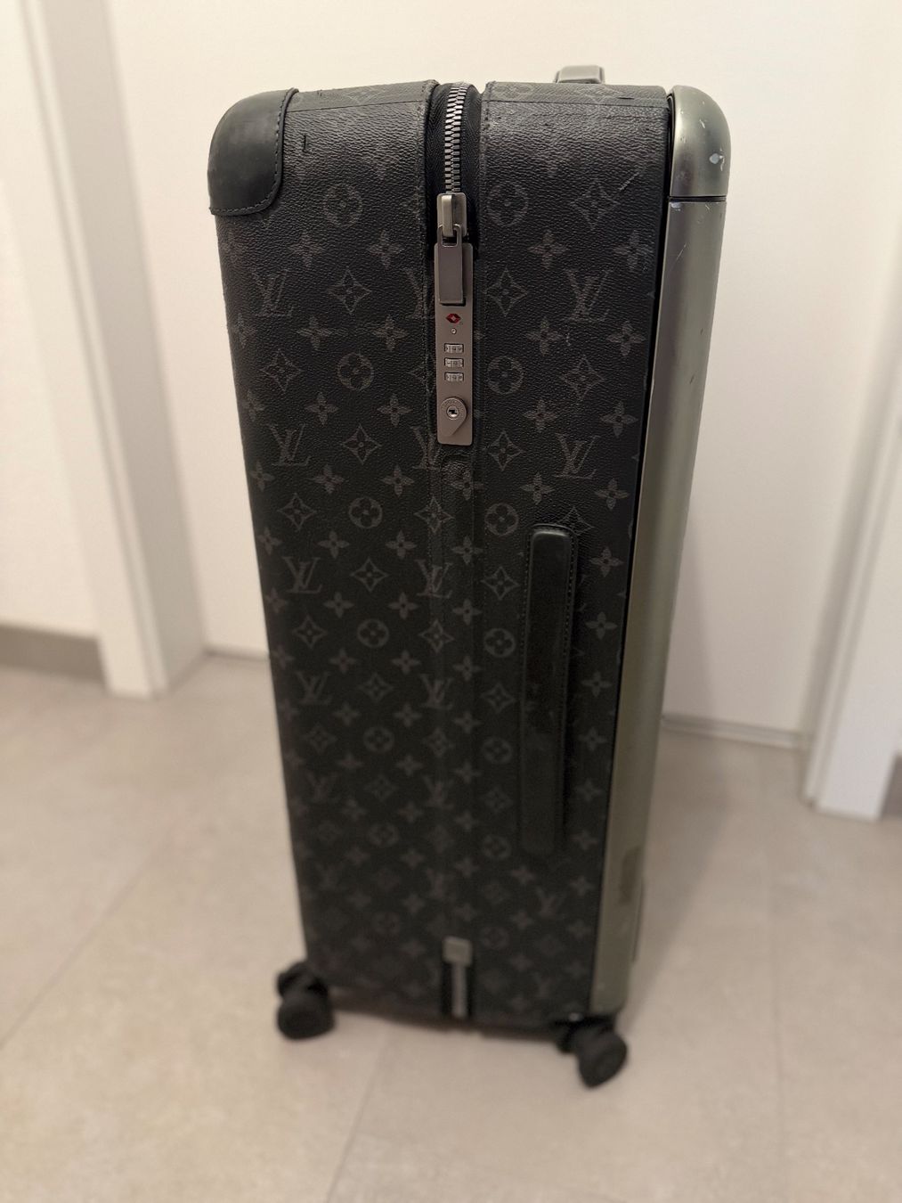 Louis Vuitton Valigie: Louis Vuitton Horizon 70 Koffer - Monogram Eclipse – Usato da Oberburg venduto da Cheysirius 2