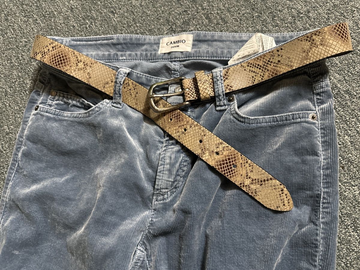 Hosen:  Cordhose Cambio Gürtel, Gr.40 – Neu (gemäss Beschreibung) aus Baltschieder von YmroBe 1