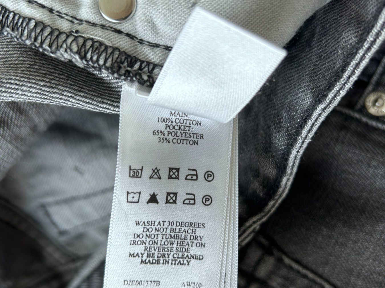 Victoria Beckham Jeans: Victoria Beckham Jeans – Usato da St. Gallen venduto da look-twice 5
