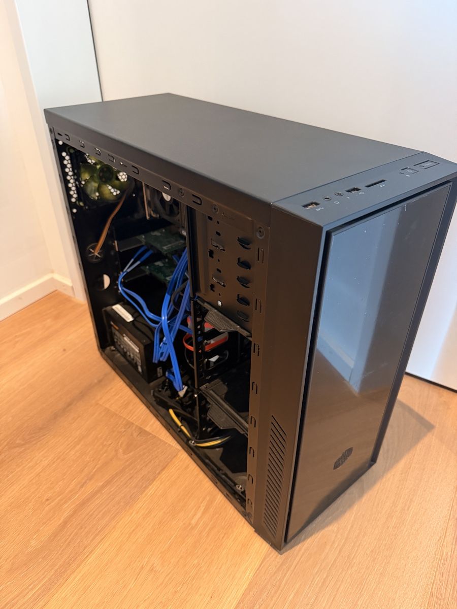 PC: Server oder NAS Silent Gehäuse mit Hardware für 13 HDD – Usato da Winterthur venduto da blaxkin 4