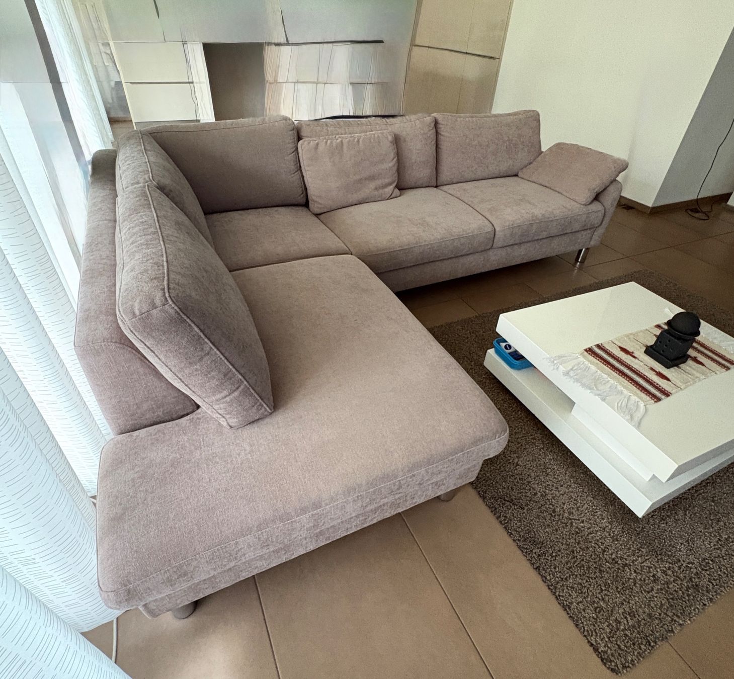 Divani: Sofa beige mit Couchtisch – Usato da Rheinfelden venduto da Cchregi 1