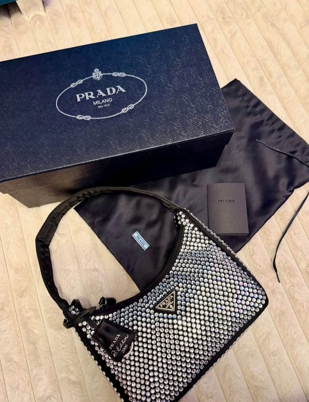 Prada Borse da donna: Prada sac à main à paillettes re-edition 2000 – Nuovo e nell'imballaggio originale da Delémont venduto da KIKI49 3