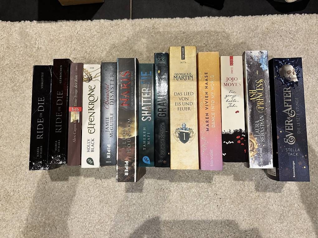 Bücher: Verkaufe diverse Bücher – Gebraucht aus Unterseen von lin_m7xy