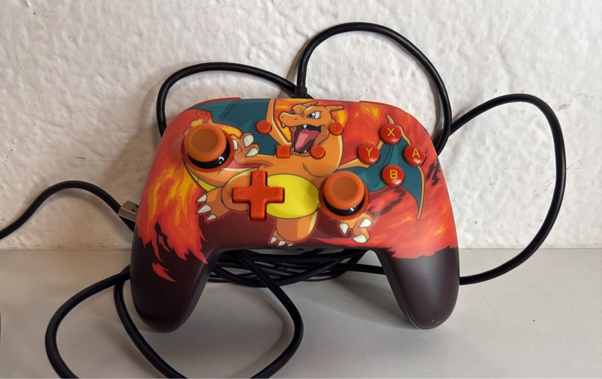 Controller: PowerA Wired Controller for Nintendo Switch Charizard – Usato da Ehrendingen venduto da bubulence