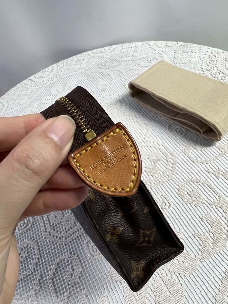 Louis Vuitton Borse: Louis Vuitton Toiletry Pouch 19 cm – Usato da Widnau venduto da Pukpan_99 1