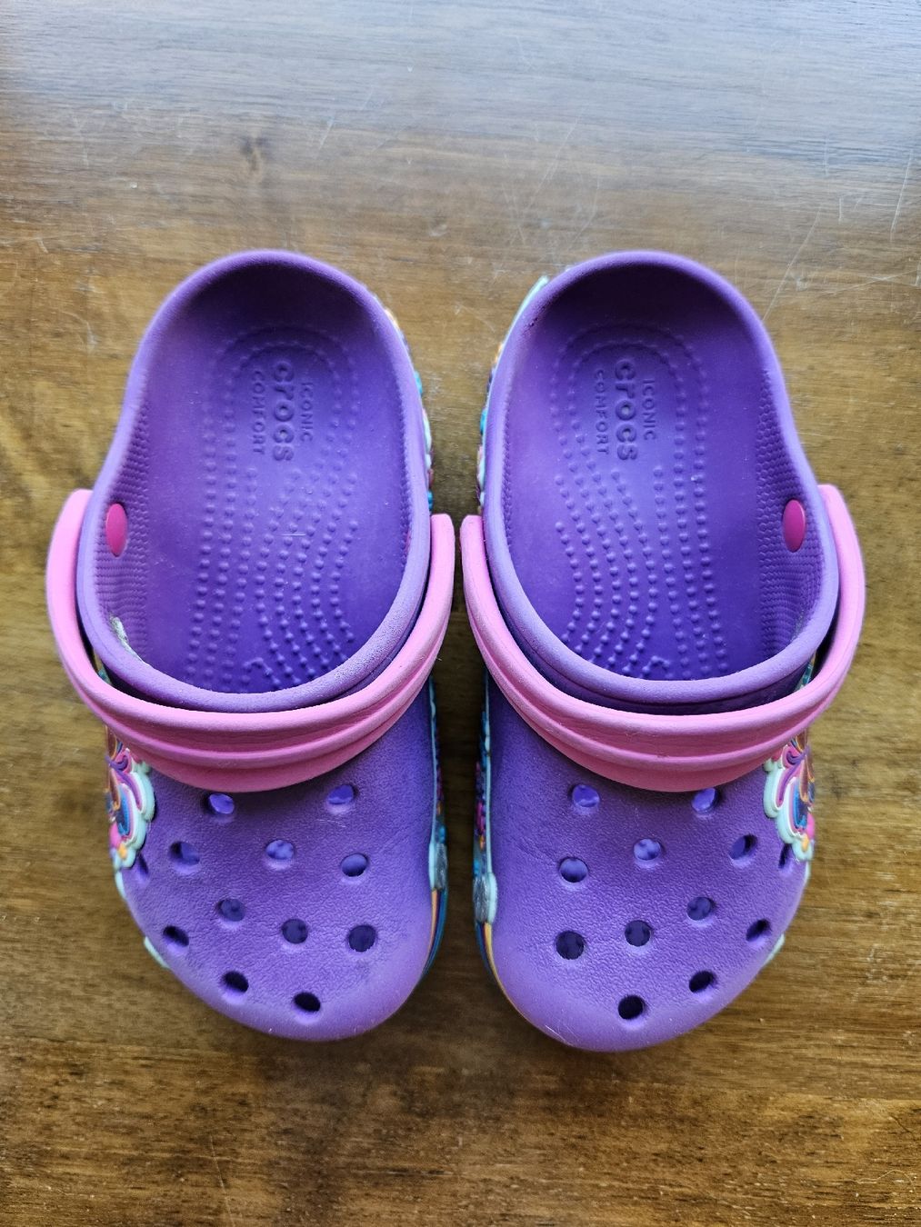 Crocs Scarpe per ragazze: Crocs Finken 25-26 – Usato da Regensdorf venduto da c_est_la_vivie 2