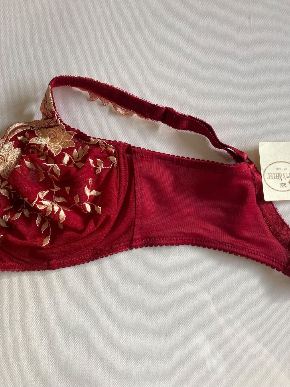Altra biancheria intima: Sg neuf taille 90D – Nuovo e nell'imballaggio originale da Orbe venduto da Jade333 1