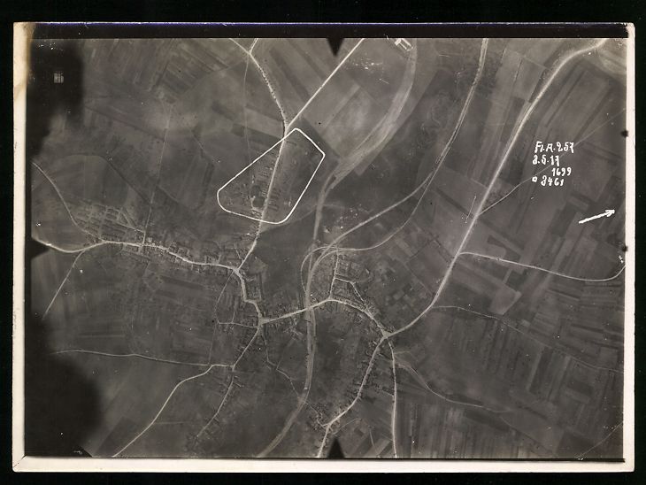 Fotografie & Manifesti: Fotografie Luftbild Fl.A.257 Frankreich  – Usato da Berlin venduto da bartko-reher