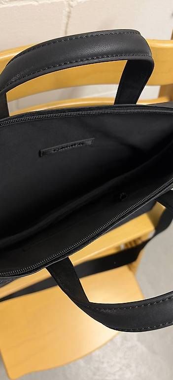 Calvin Klein Borse: Calvin Klein Unisex Tasche – Usato da Kilchberg ZH venduto da TonyDruhs 1