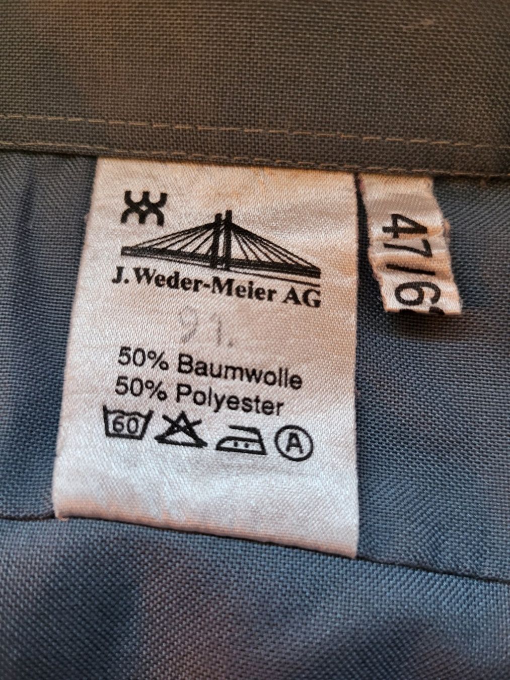 Schweizer Armee Uniformen: Schweizer Armee Uniform Hemd – Gebraucht aus Egliswil von rom_gd6f 1