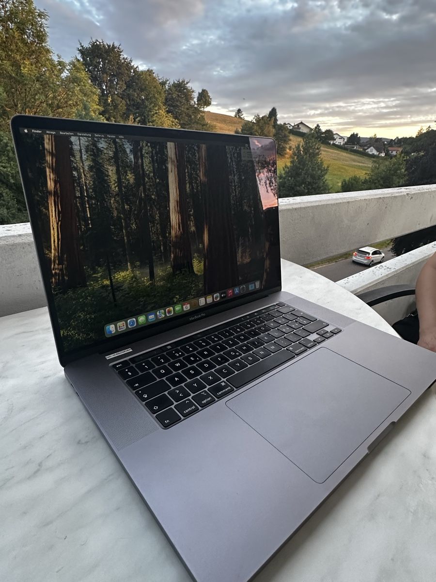 Apple Notebooks: Apple MacBook Pro 16 Zoll Intel Core i7 64GB RAM – Gebraucht aus Uster von GabrielP05 1