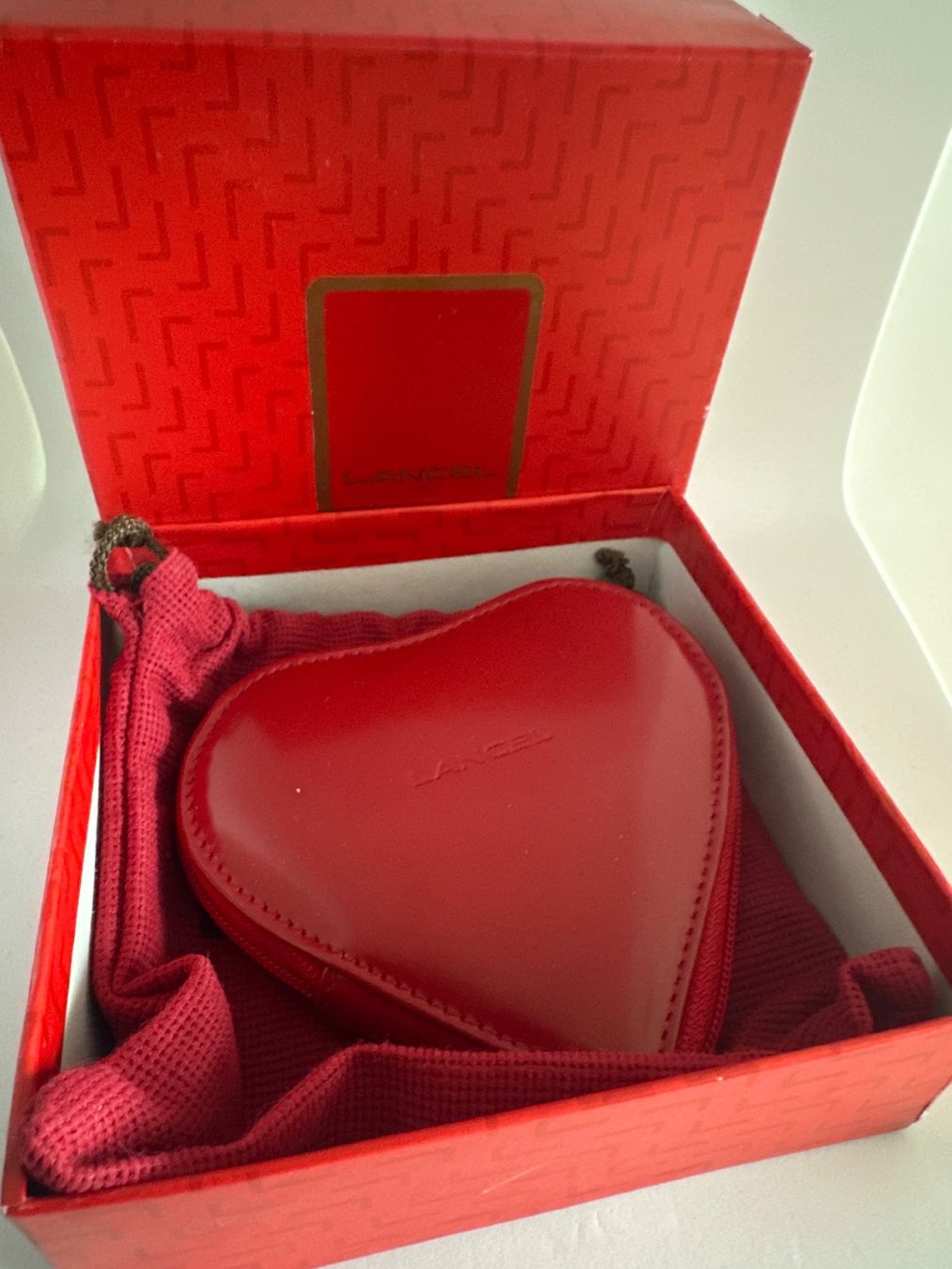 Lancel Borse da donna: Lancel – Nuovo e nell'imballaggio originale da St-Légier-Chiésaz venduto da EvaVDRiviera 2