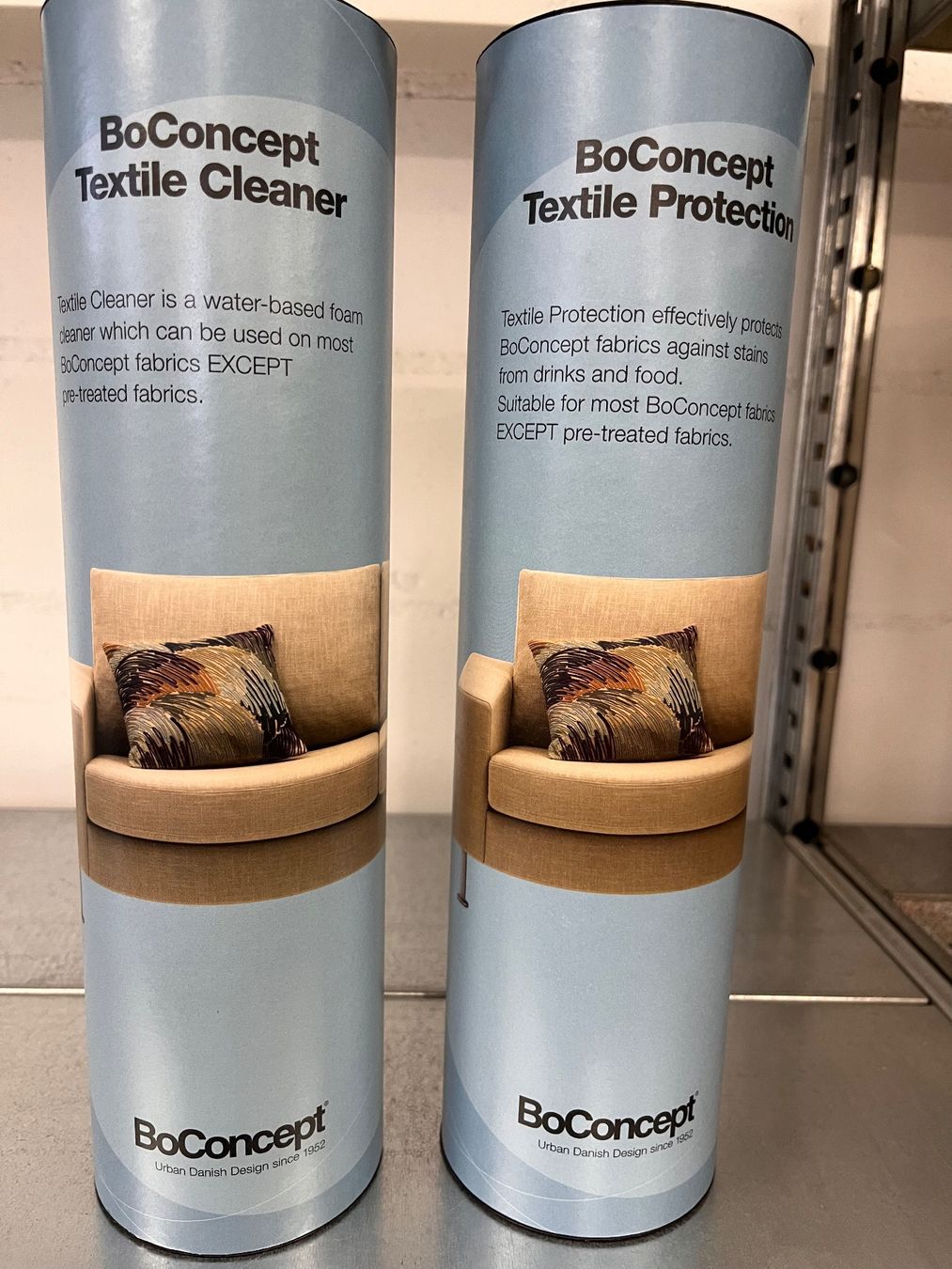 Prodotti di pulizia: 3xTextil Protection & 3Textil Cleaner von BoConcept im Set – Nuovo e nell'imballaggio originale da Rotkreuz venduto da advatec