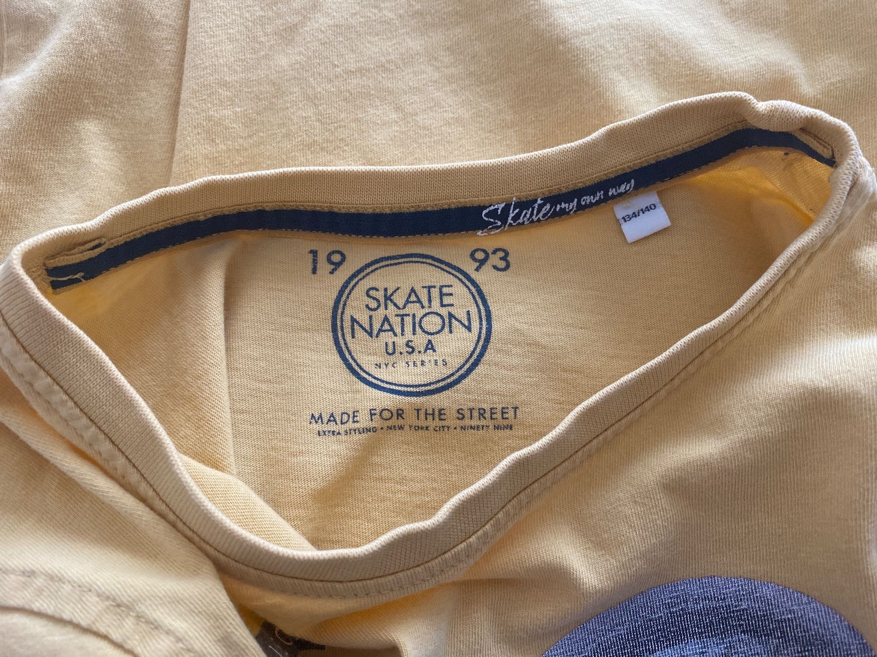 C&A Hemden, T-Shirts & Polos: T Shirt Grösse 134/140 – Gebraucht aus Glattbrugg von riseca 7