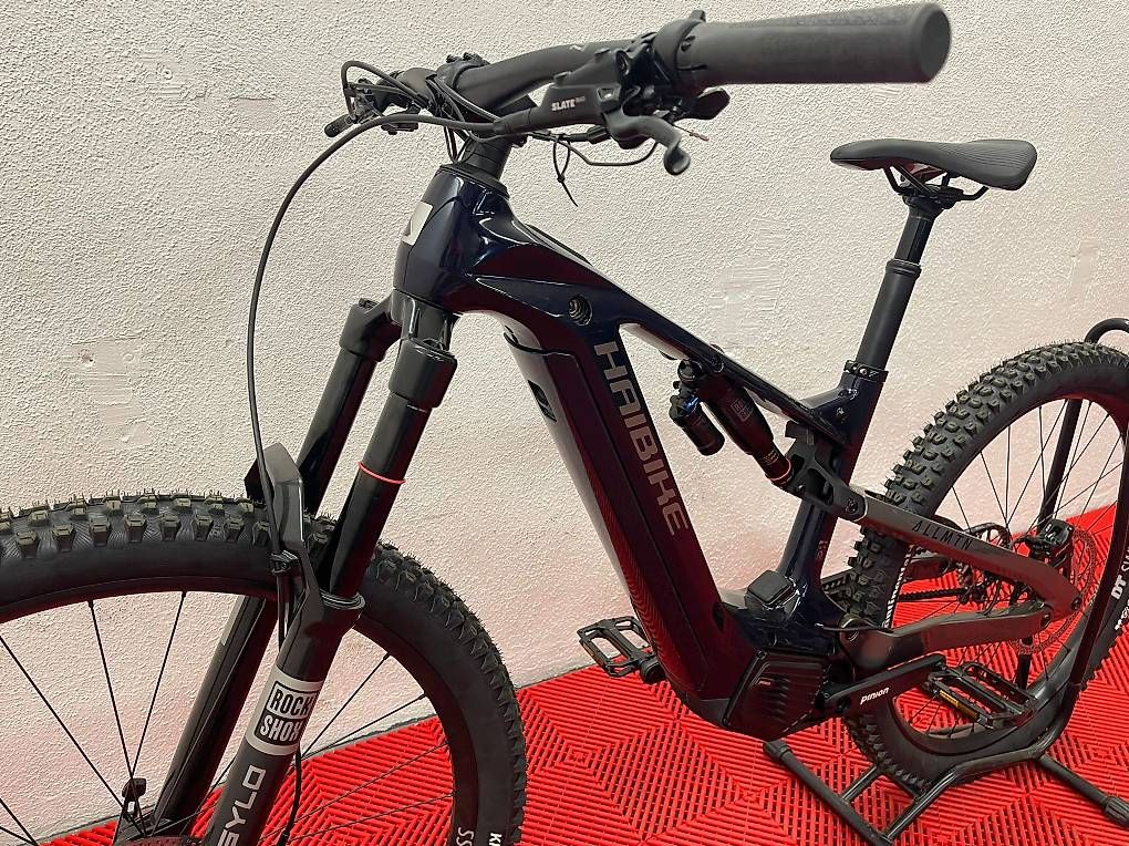 Velos: HAIBIKE E-Bike ALLMTN CF 10 NEU Aktionspreis – Gebraucht aus Diessenhofen von MotoshopZachmann 2
