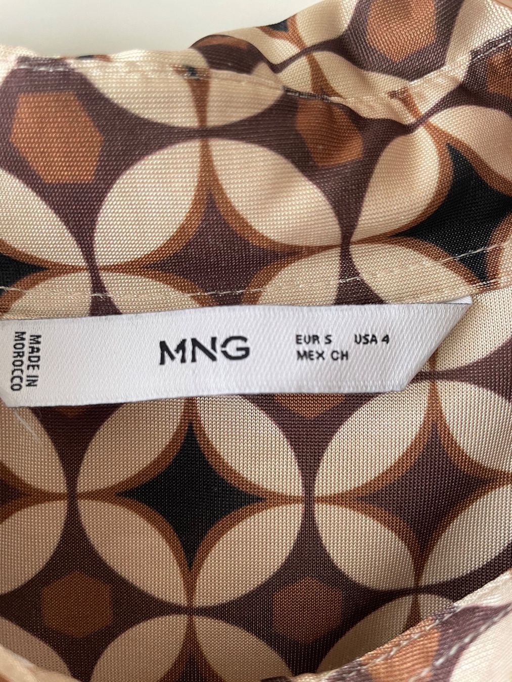 Mango Camicette: Mango Satin-Look Bluse Retro, Braun,  Geometrisch Gr. S – Usato da Neukirch an der Thur venduto da bee88 2