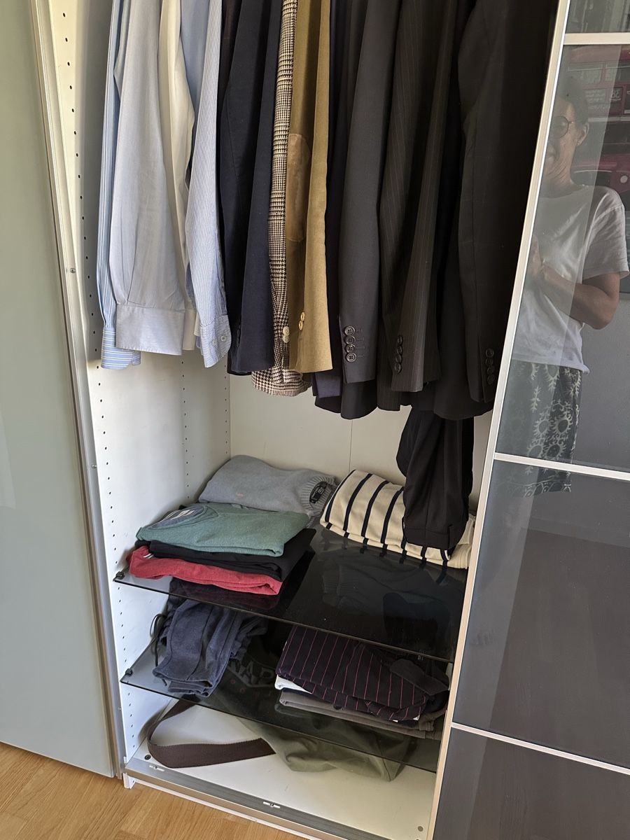 Interio Schränke: Schrank mit Glasschiebetür – Neu (gemäss Beschreibung) aus Zollikon von BeatriceN01 1