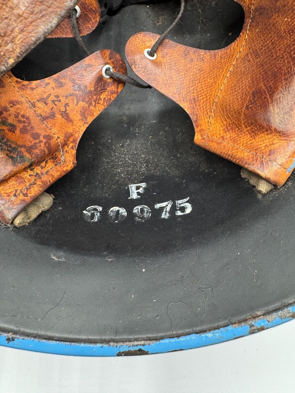 Pompieri: Helm / Stahlhelm, Farbe Blau – Usato da Sachseln venduto da BONATI01 5