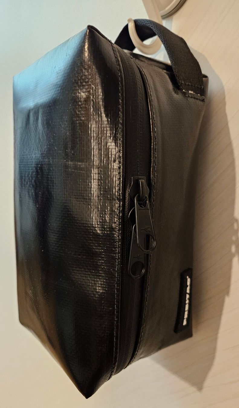 Freitag Kosmetikkoffer: Necessaire Freitag F36 Wayne – Neu (gemäss Beschreibung) aus Biel/Bienne von 8r3ucHt 2
