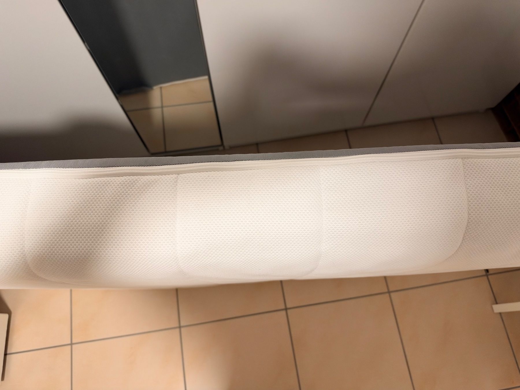 Matelas: Matratze 90x200 einmal gebraucht – D'occasion à Seedorf BE par JacundBas 2